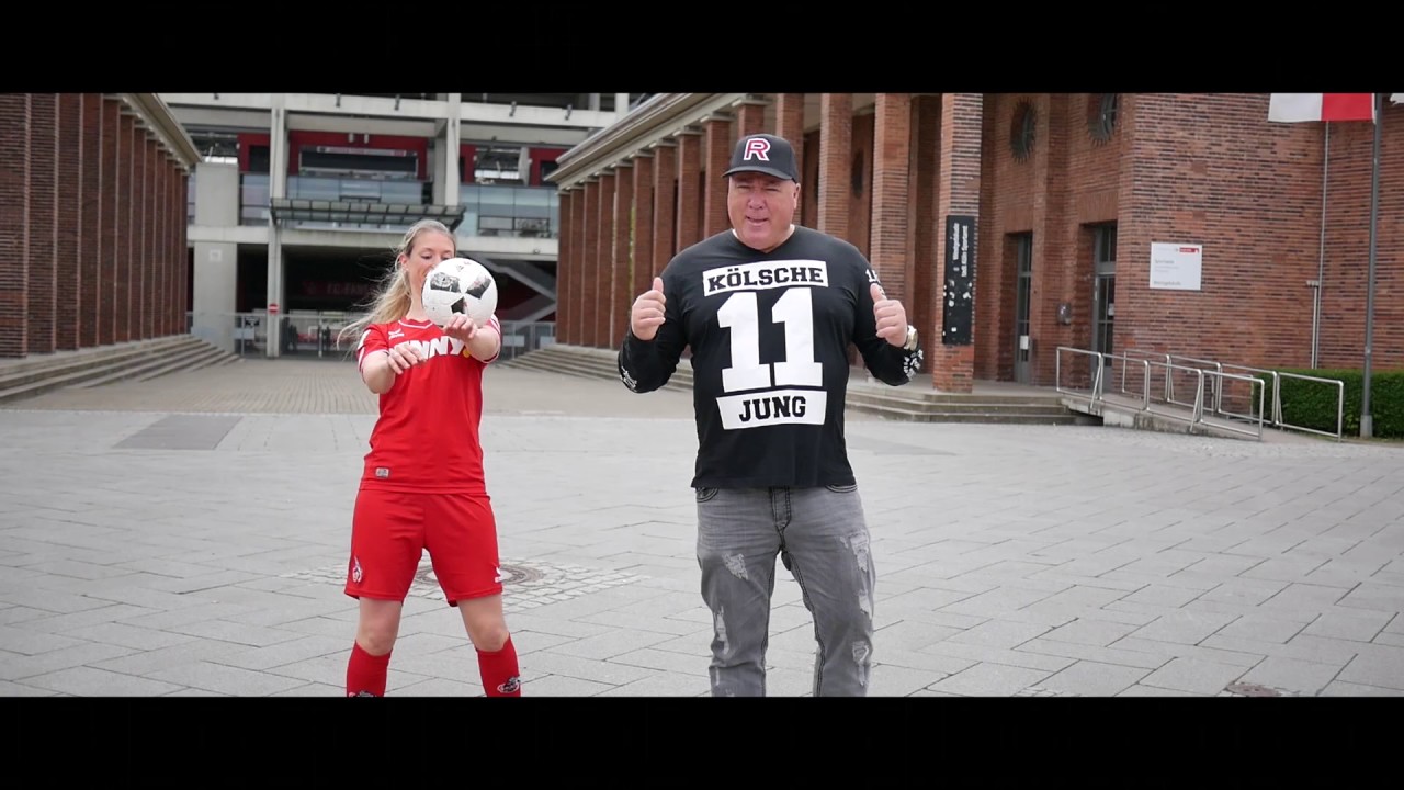 Fußball-Freestyle Girl Nina Windmüller I 