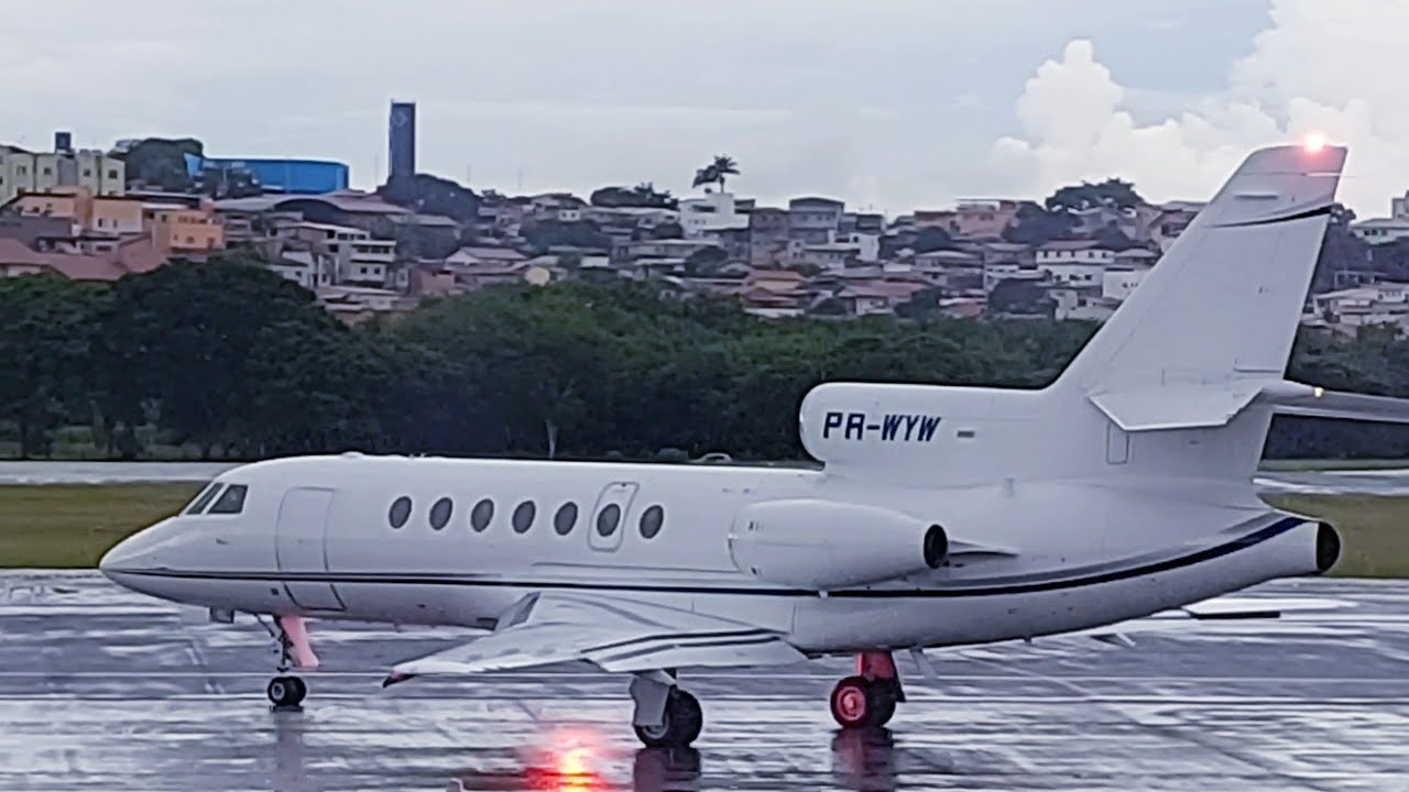POUSO E DECOLAGEM DASSAULT FALCON 50 (PR-WYW) NO AEROPORTO DA PAMPULHA.