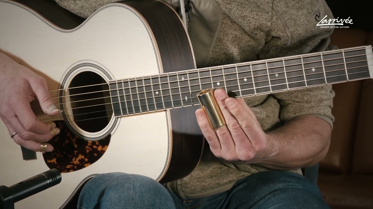 Larrivée Fingerstyle Series pt 14 • feat. Martin Moro with 