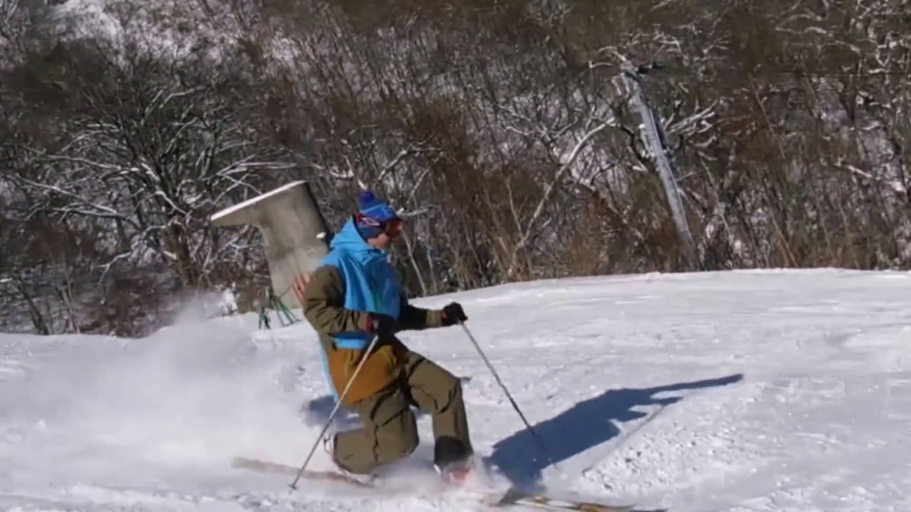 Telemark skiing of samurais soul
かっこいーテレマークスキーとは、これだ！
