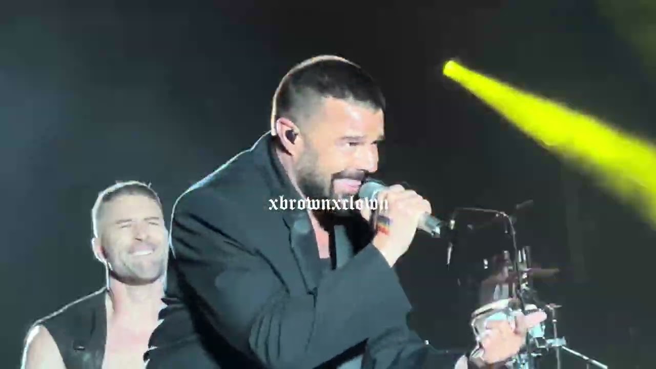Ricky Martin - Pégate (2024.06.08 LA Pride)