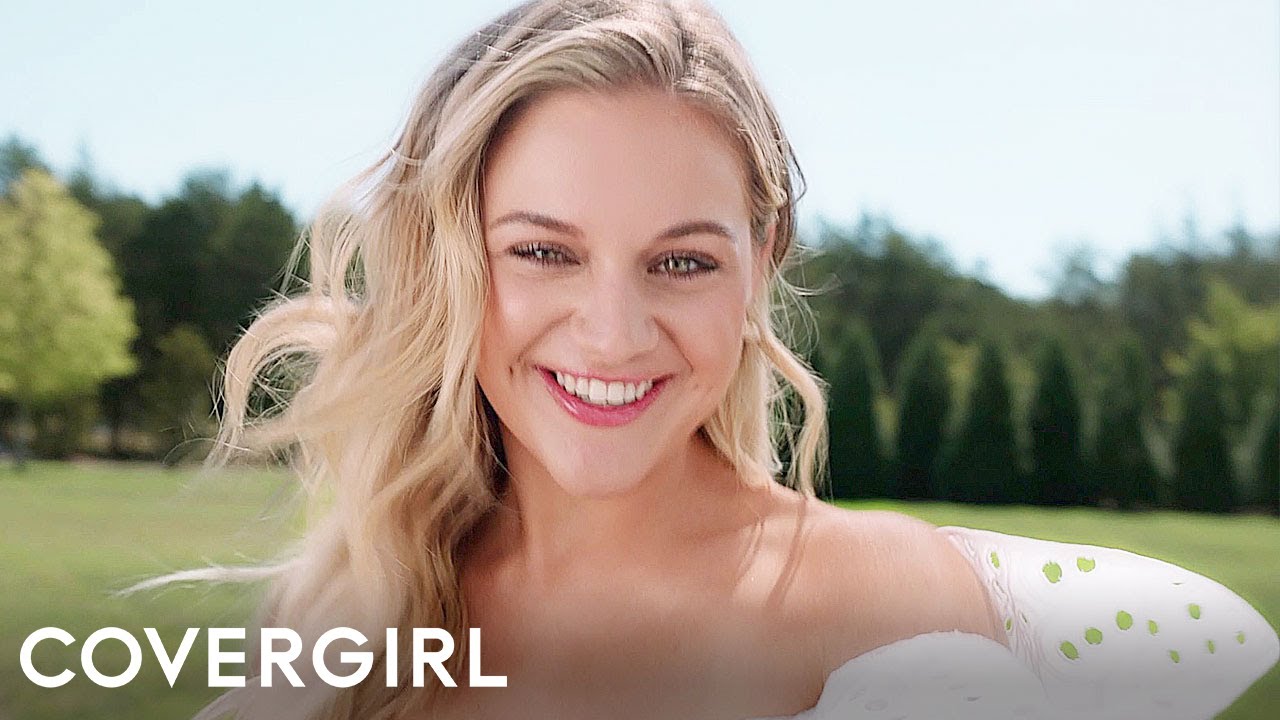 Lash Blast Clean Mascara with Kelsea Ballerini | COVERGIRL