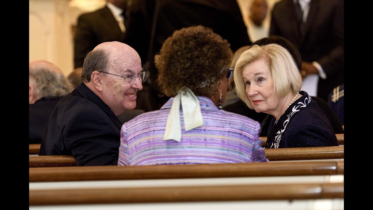 Apostle Opens Black Church Leadership Summit