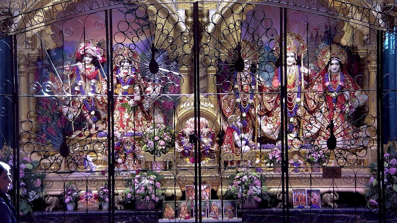 Bhaktivedanta Manor | Darshan