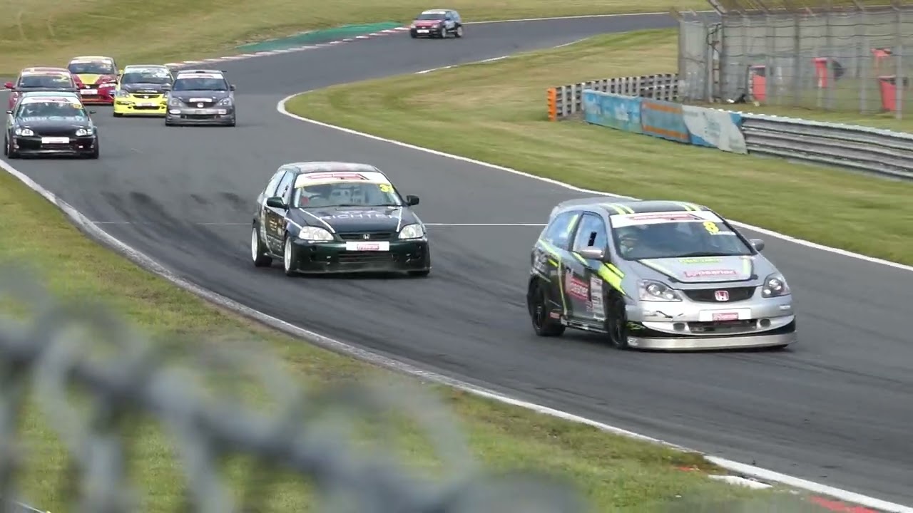 Racing Hondas Championship Race 2 Brands Hatch
