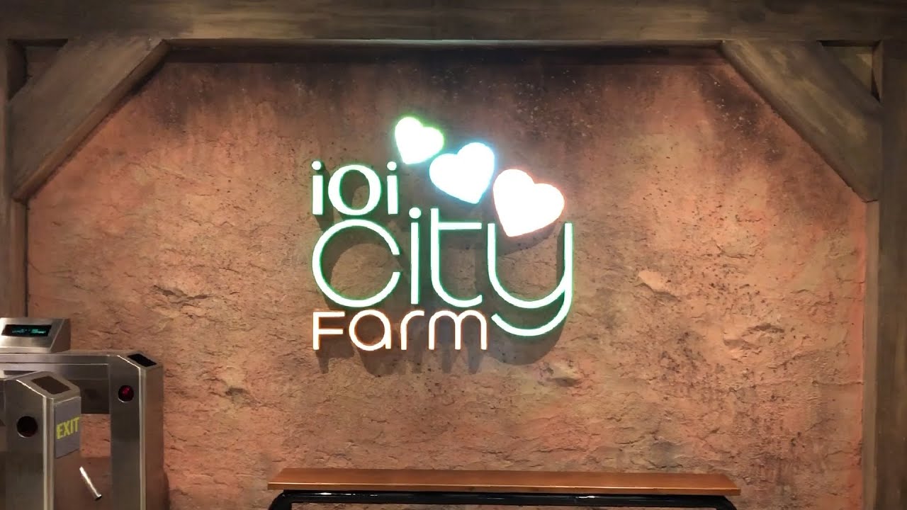 IOI City Farm Full Tour @ IOI City Mall | Malaysia’s FIRST Indoor Farm Park [ by Discover Life ]
