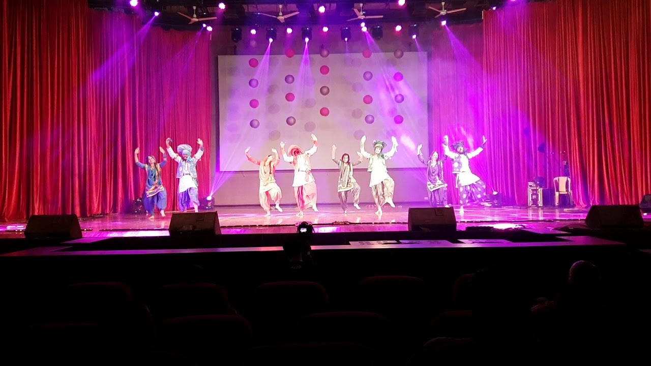 Team Jugni | Mood Indigo 2018 | PEB | PEC | IIT BOMBAY | Bhangra Performance