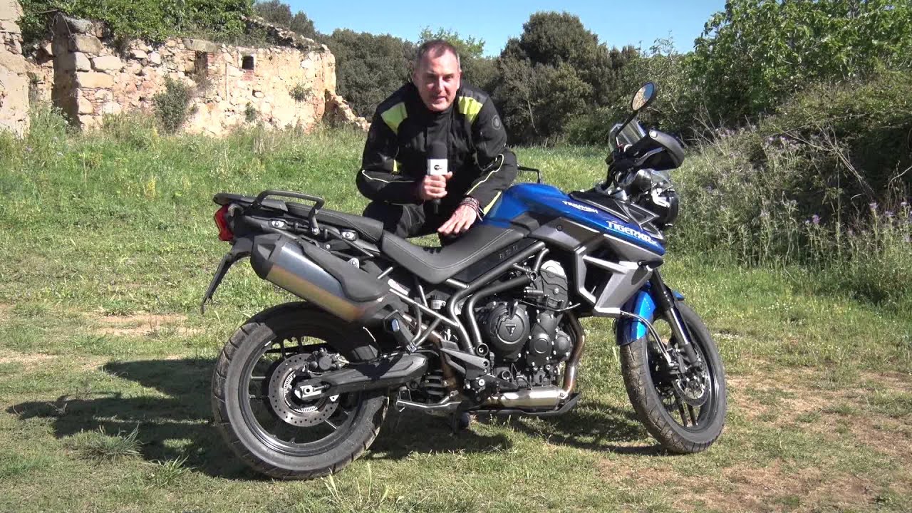 Motos Garage Tv : Test Triumph Tiger 800 XRx