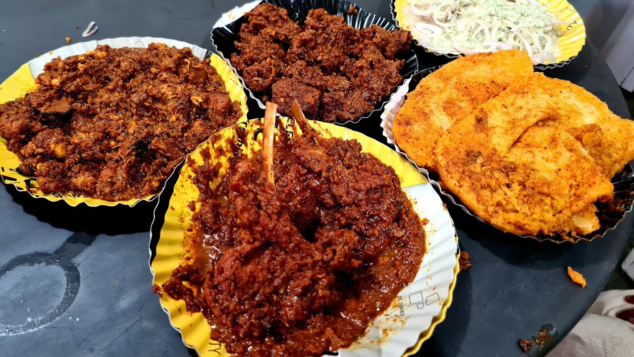 Pindi Meat Ka TAWA MUTTON CHAAP aur MAGAZ with MUTTON TIKKA & MUTTON SEEKH. Delhi Street Food