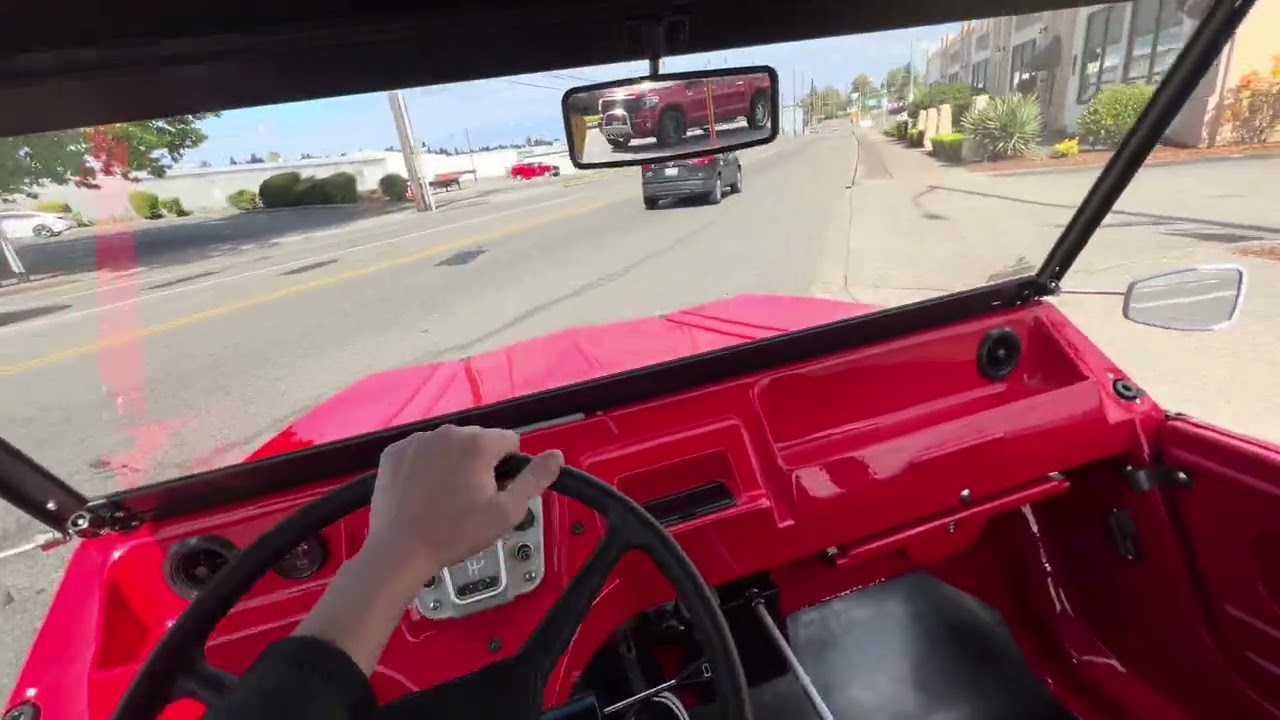 Citroen Mehari Driving