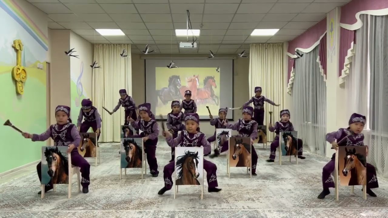 Бәйге биі