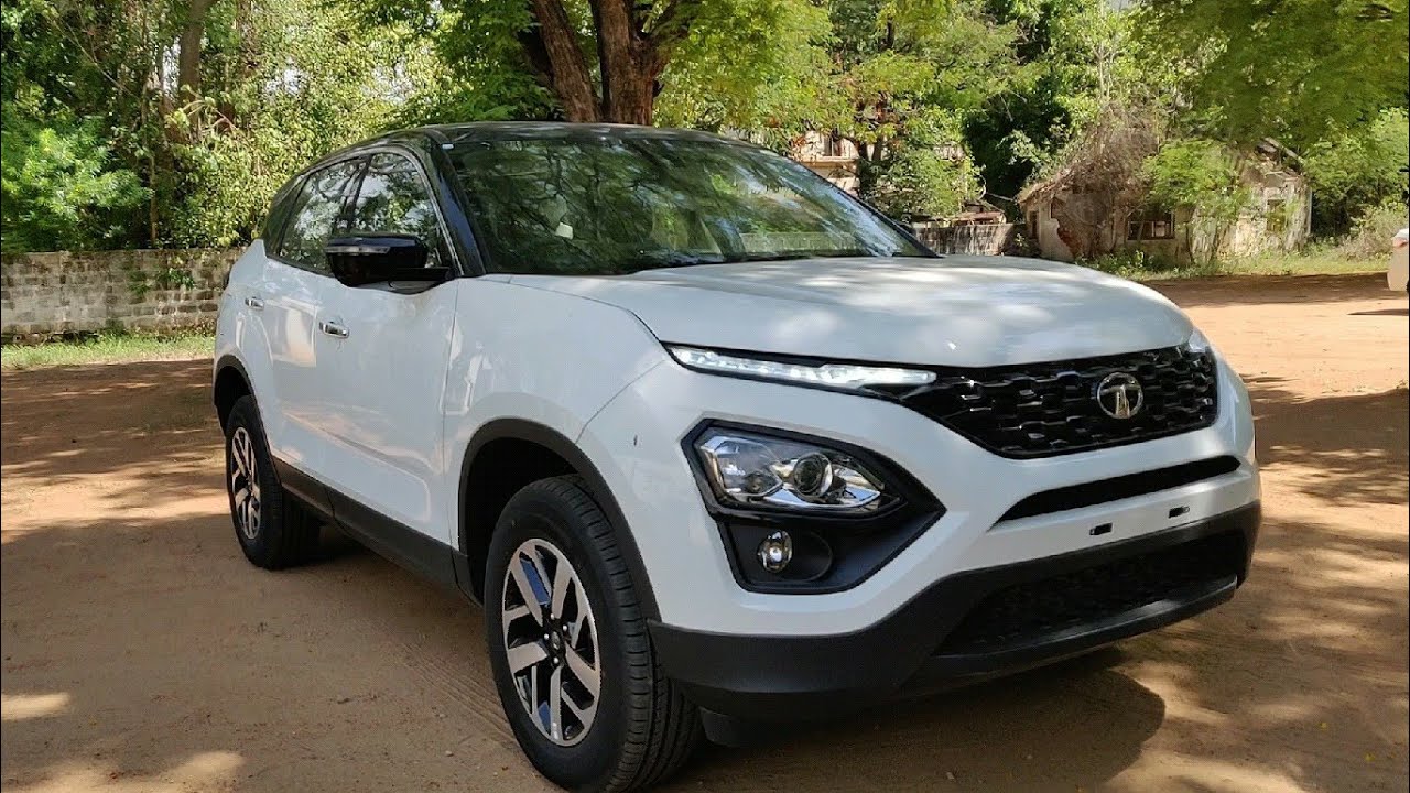 Tata Harrier Orcus White and Calypso Red - Walkaround | AutoTrend !!