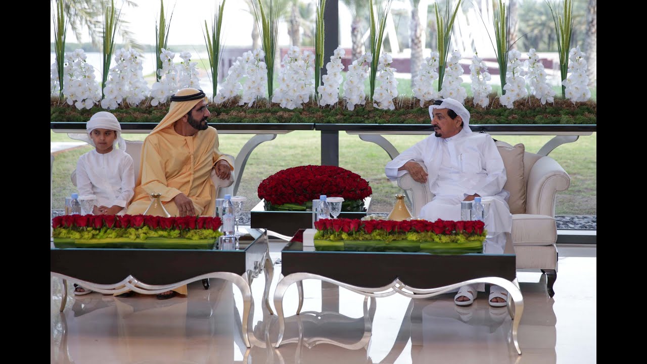 محمد بن راشد يحضر مأدبة غداء أقامها حاكم عجمان تكريما لسموه