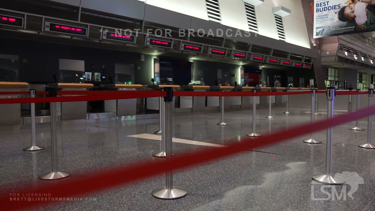 01-29-2022 Boston, MA-Bomb Cyclone forces thousands of flights to be canceled