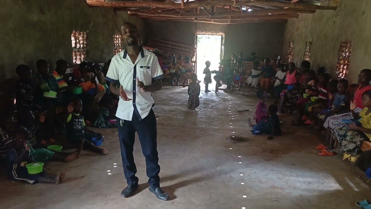 O culto infantil, com missionário frezala Chacunga chaphuca 