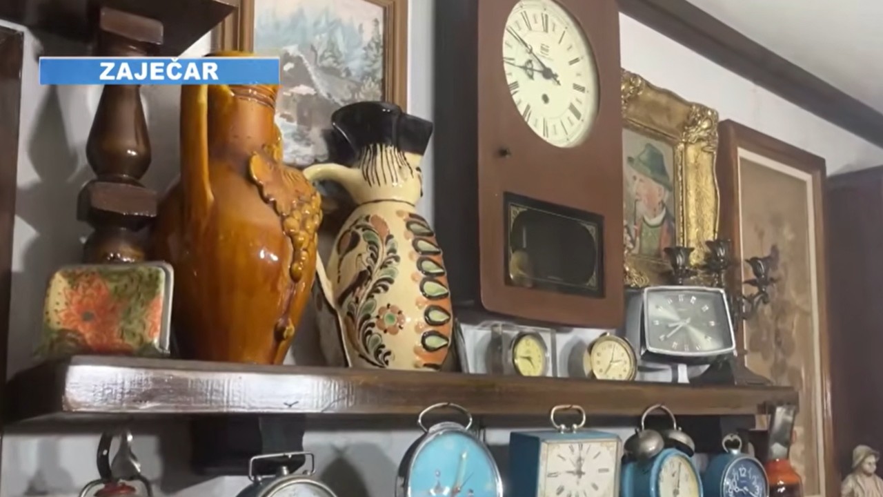 Kad kazaljke pričaju: neverovatna kolekcija satova porodice Stančulović