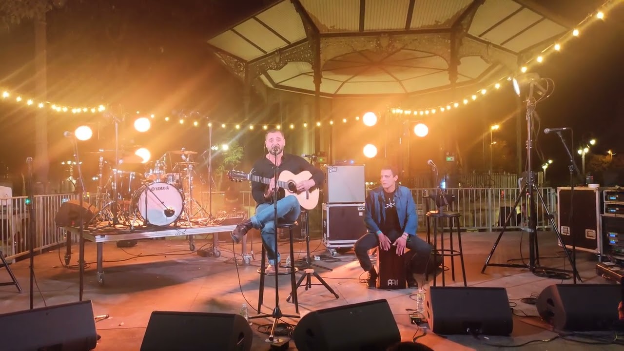 Chanson algérienne  - Labess - guitare flamenco et cajon - Marseille 2023 live