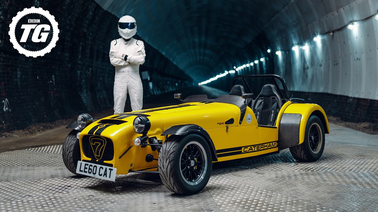Caterham 620R vs THE STIG | 4K | TG Tunnel Run