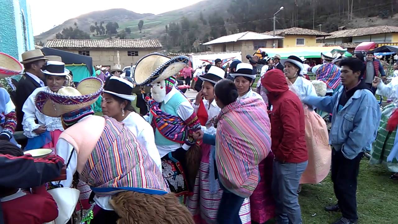 HUAYLIGIA 2016 OFRENDA AL NIÑO JESUS APAYCANCHA RICRAN JAUJA JUNIN