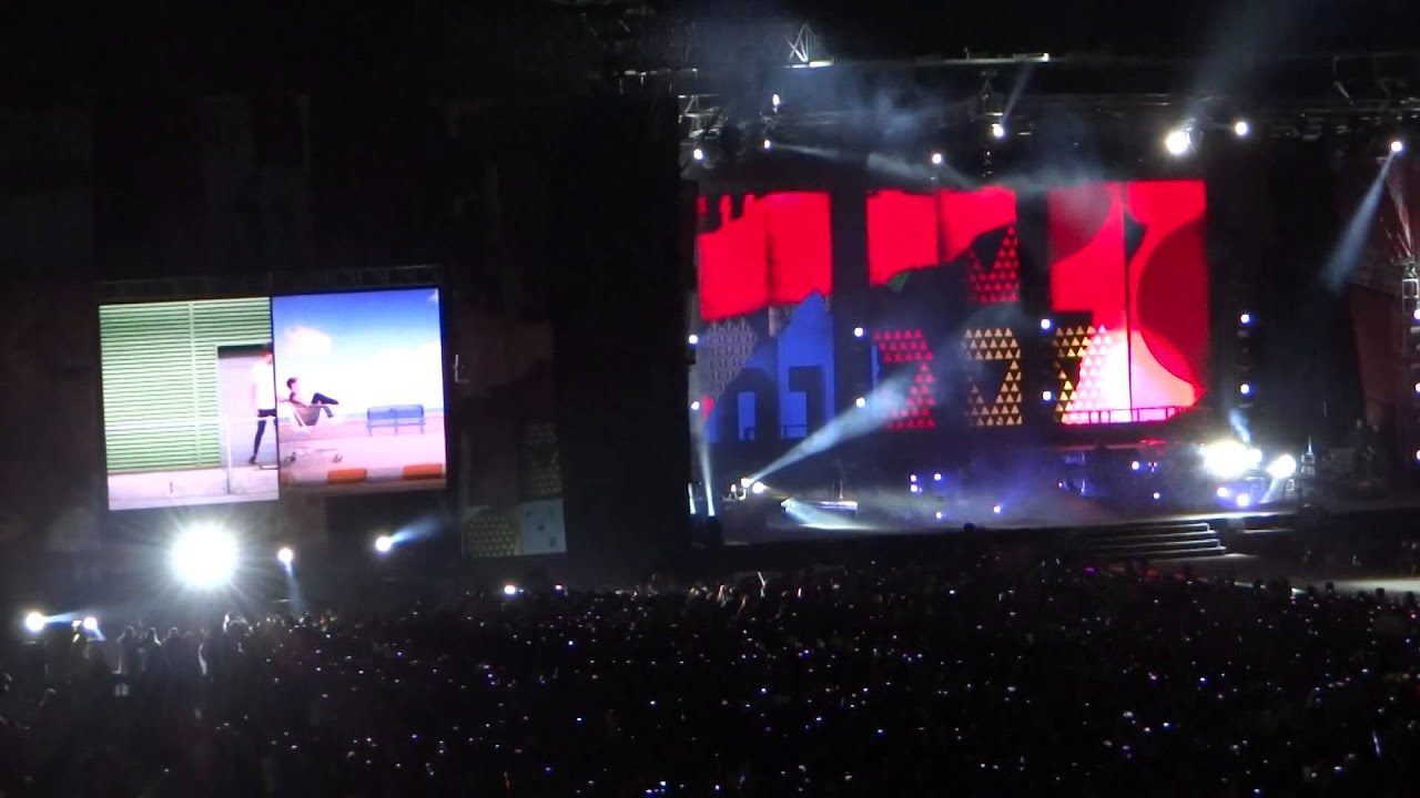 One Direction - Intro + Midnight Memories (Santiago, Chile 01/05)