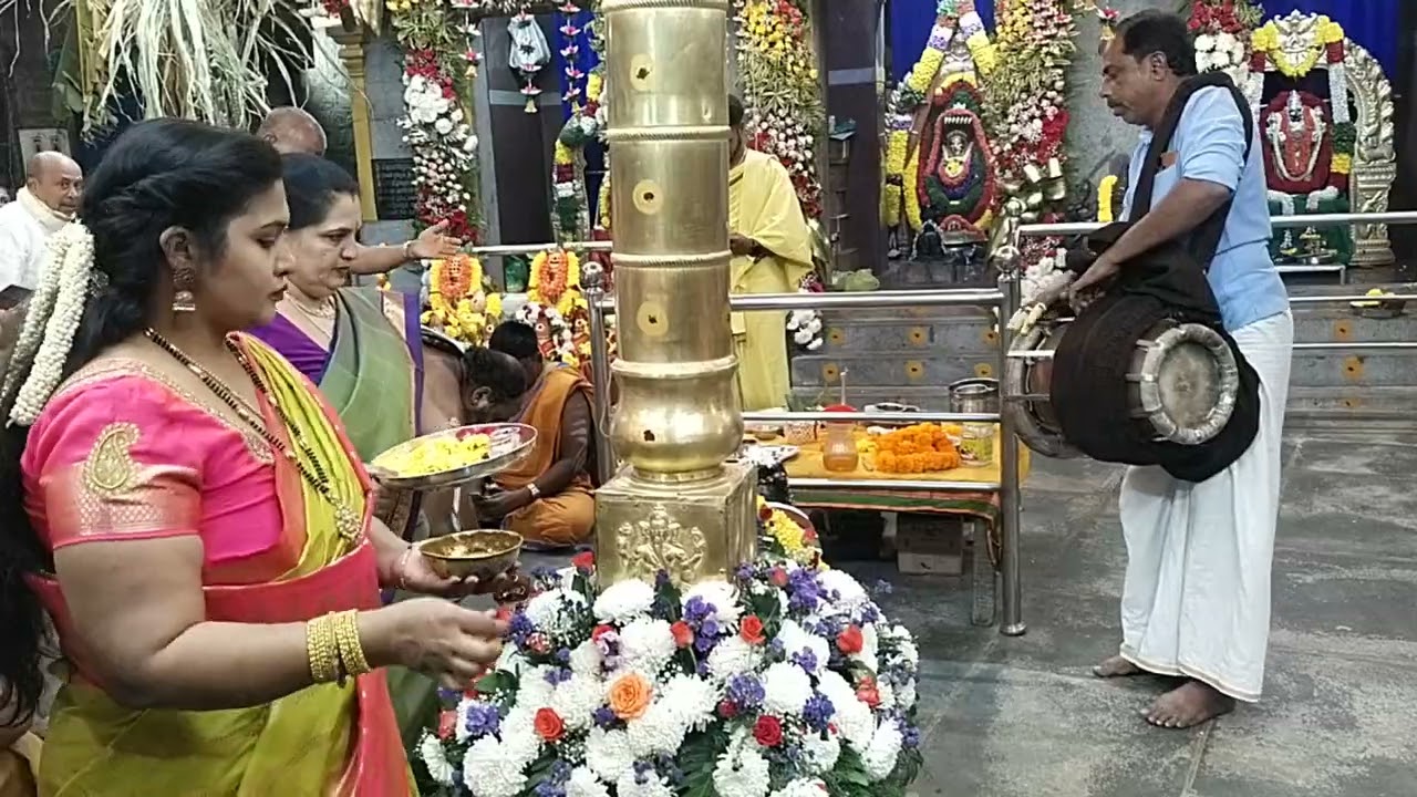 শিব  পার্বতীর পূজাতে নন্দীকে পূজা করানো হচ্ছে দর্শন করুন 🌺🌺