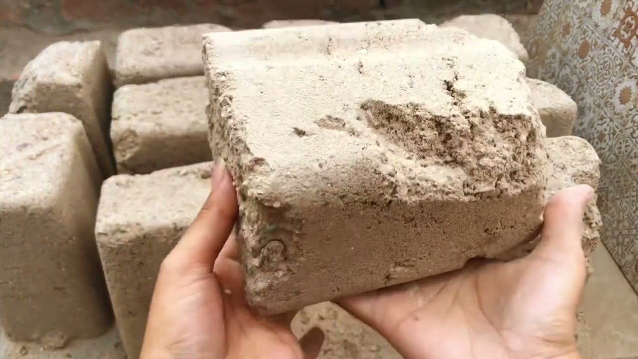 Golden sand dry floor crumbling 🔥satisfying crumbling