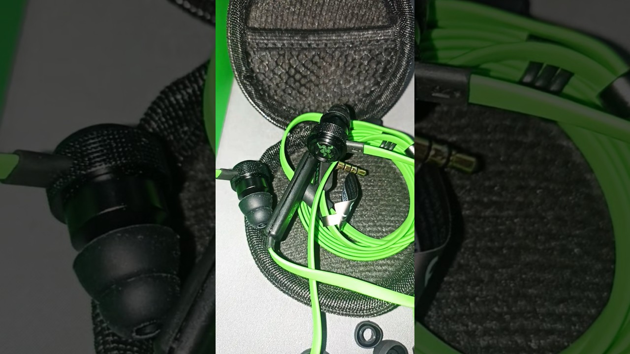 Razer HammerHead V2 Pro Wired Headphones 