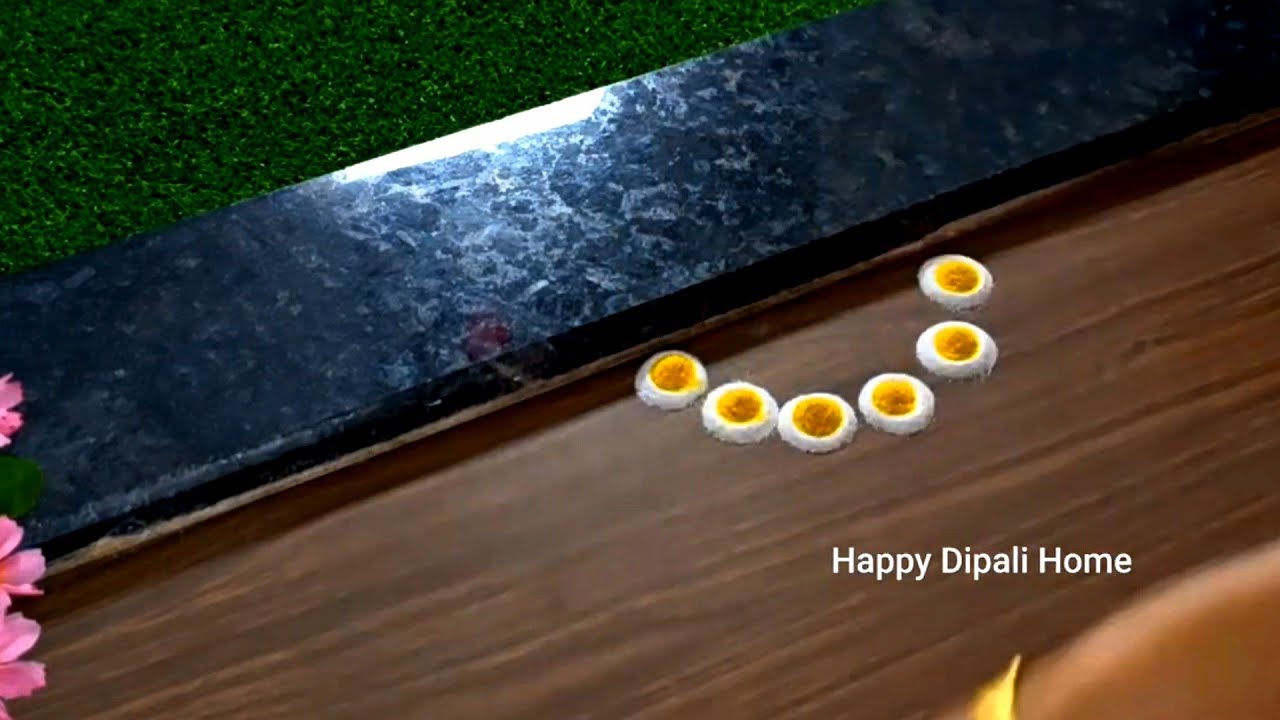 4 Beautiful Border Rangoli Designs. Door side border rangoli. Kolam border muggulu. Mahashivratri
