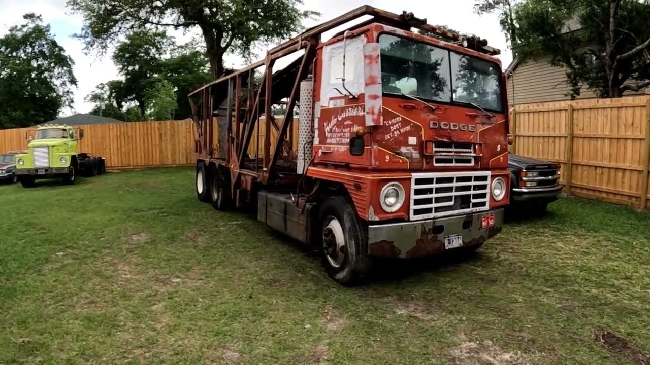 1971 Big-Rig Dodge L1000/LNT1000 Cabover Semi-Truck First Cleaning in over 20+ Years and Walkaround!