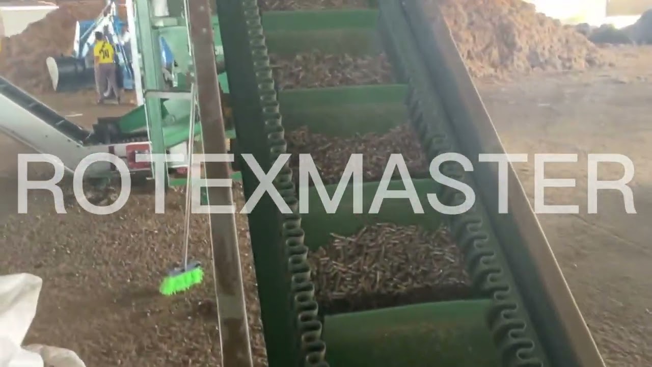 Chicken manure pellet making , YGKJ560 biomass pellet machine