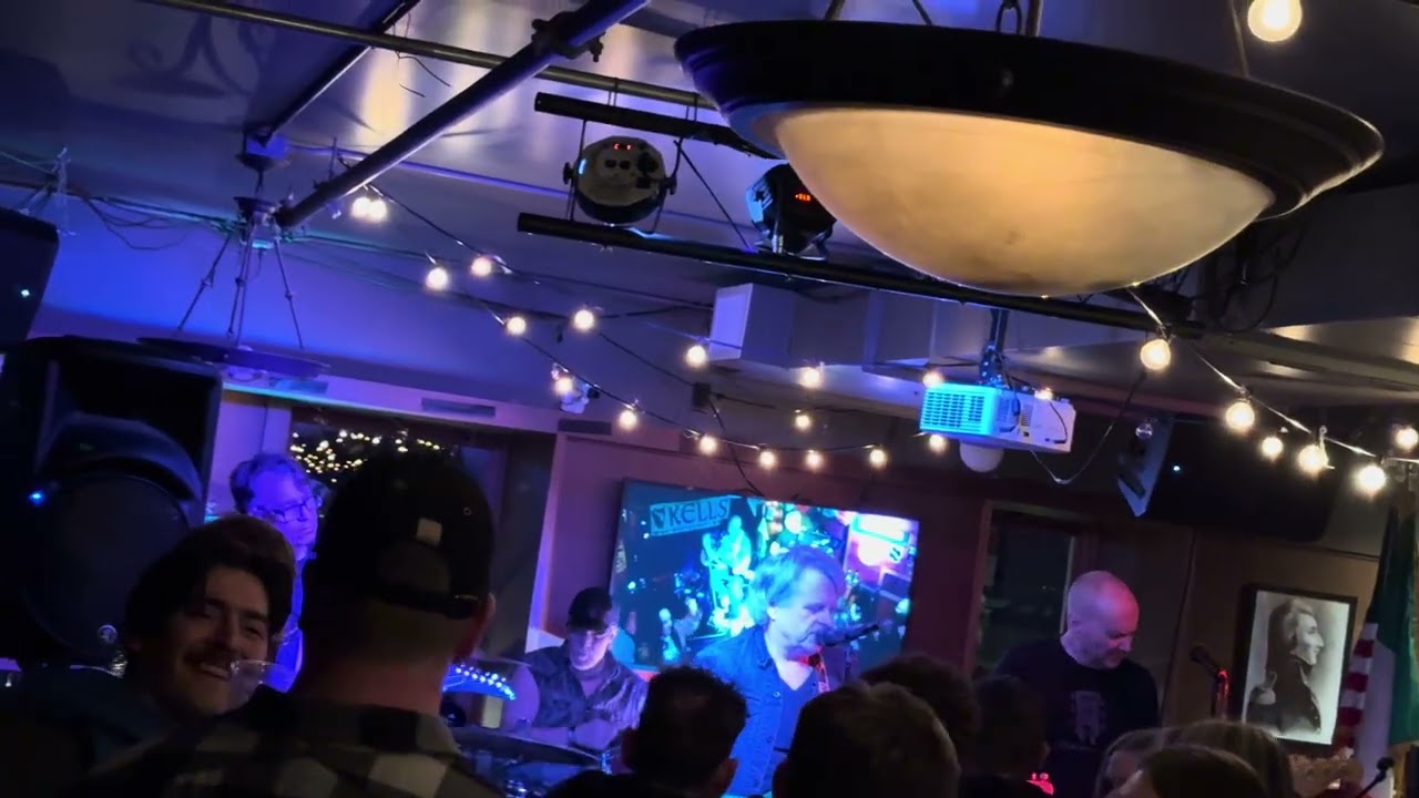 One - Vertigo Zoo: Трибьют U2 вживую в Kells Irish ☘️ Pub в Сиэтле, штат Вашингтон, 14.03.2026