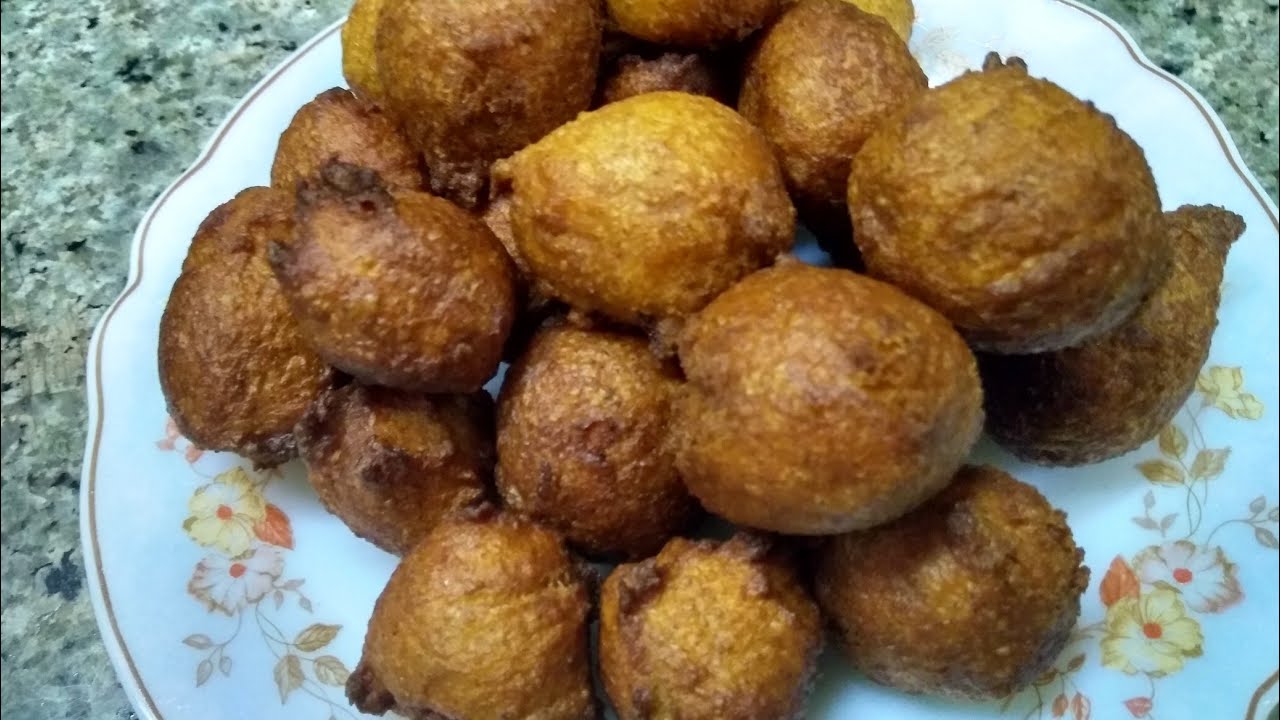 ಬಾಳೆಹಣ್ಣಿನ ಮುಳಕ/ಗಾರಿಗೆ/ಸುಟ್ಟವು. Banana fritters (mulaka).