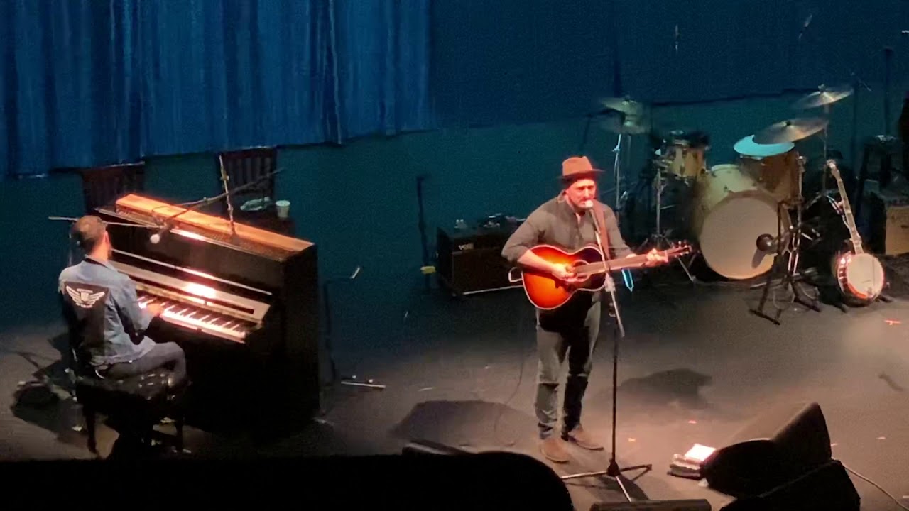 October Skies - Mumford & Sons Beacon Theatre 12-10-19