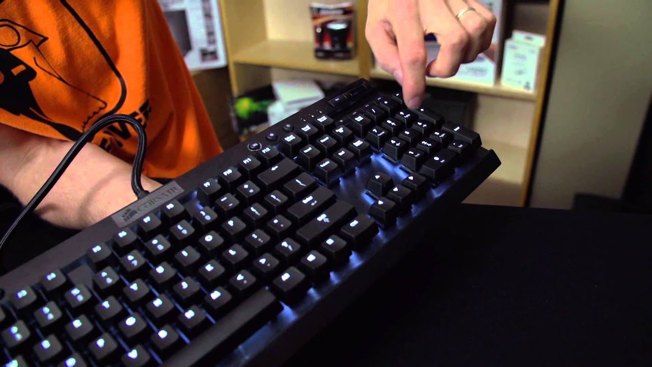 Corsair Vengeance K95 Unboxing & Overview