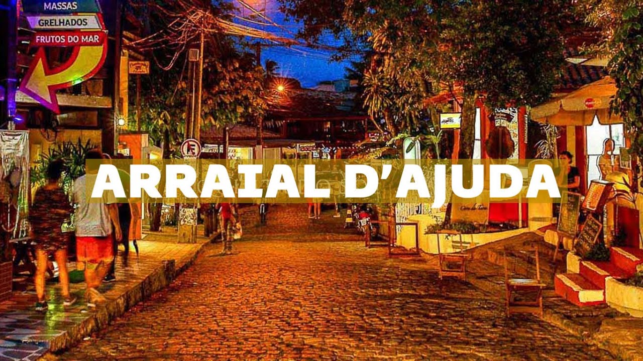 Assim é a noite em Arraial D'ajuda / BA. Caminhando na Rua Mucugê!