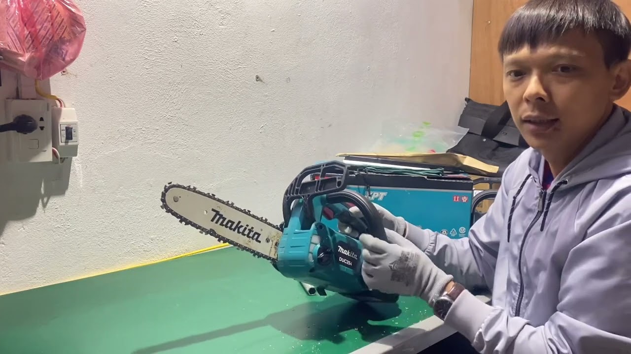 Review test máy cưa xích PIN Makita DUC254Z