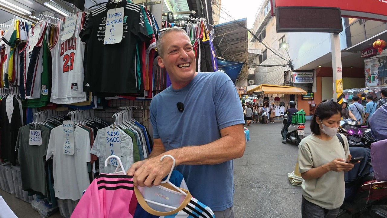Bargain Shopping In Bangkok Thailand | Pratunam Market