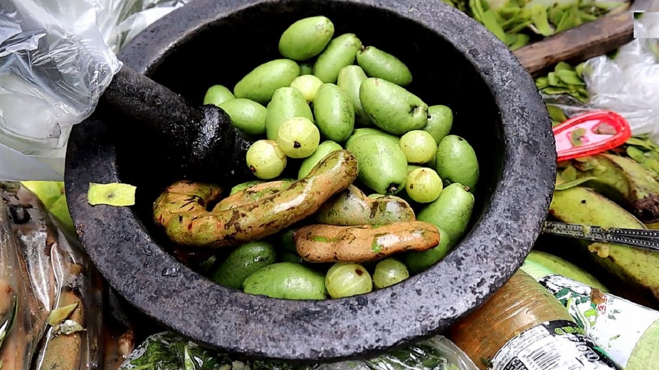 Amazing Hard Working Boy Manages Everything Selling Green Fruits Recipe Kacha Fruits Vorta BD Food