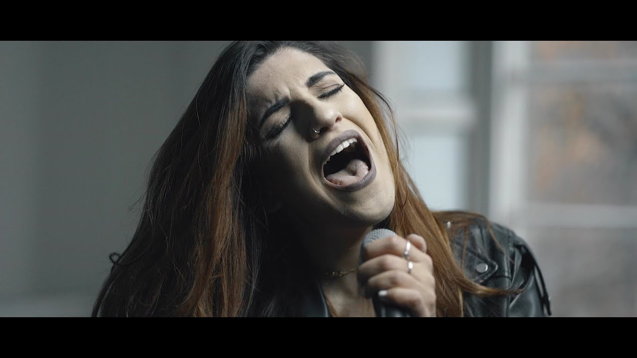 Adelyn - Blessings (OFFICIAL MUSIC VIDEO)