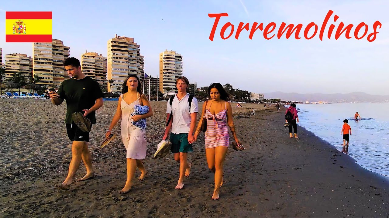 Beach Seafront City Relaxing Walkig | Autumn Resort Torremolinos, Spain [4K]