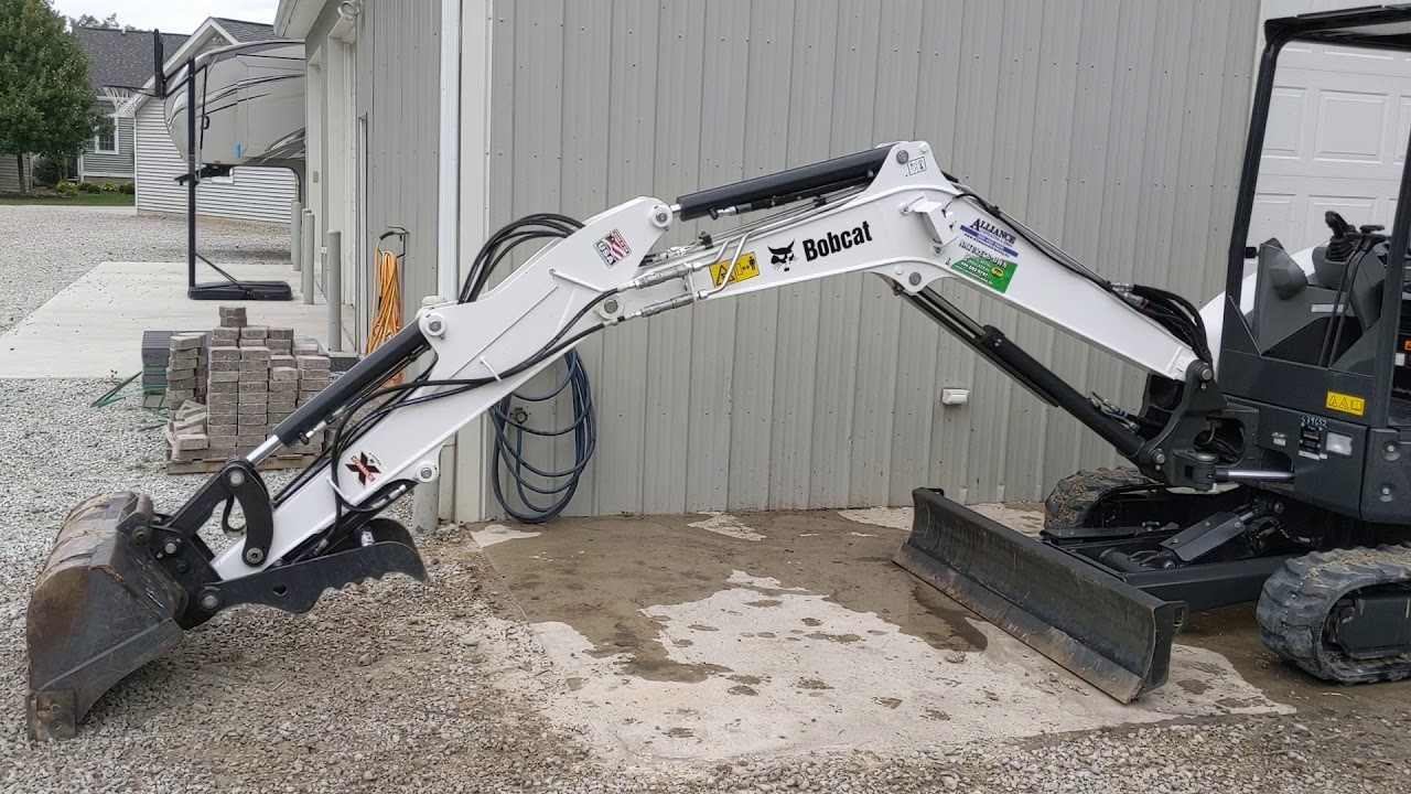 КАК СМАЗАТЬ МИНИ-ЭКСКАВАТОР BOBCAT