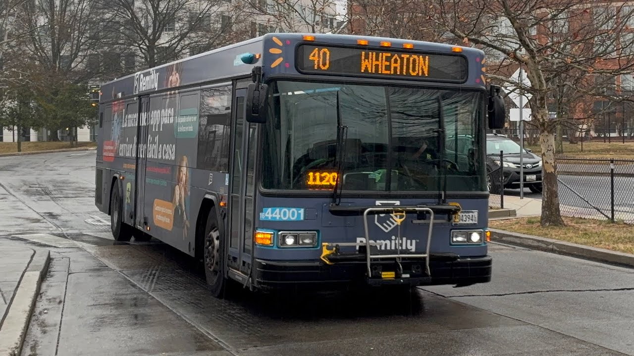 Montgomery County Transit Ride On 2016 Gillig Low Floor Advantage Diesel #44001D (Remitly Scheme)
