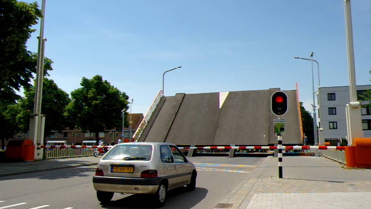 Brugopening Oranjebrug Utrecht Basculebrug/ Drawbridge/ Pont Basculant/ Zugbrücke