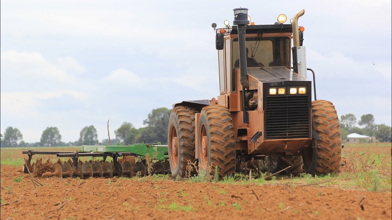 ACO 250 with V8 twin turbo +  straight pipes sound + disc harrow in South Africa +++ TAKE  IV