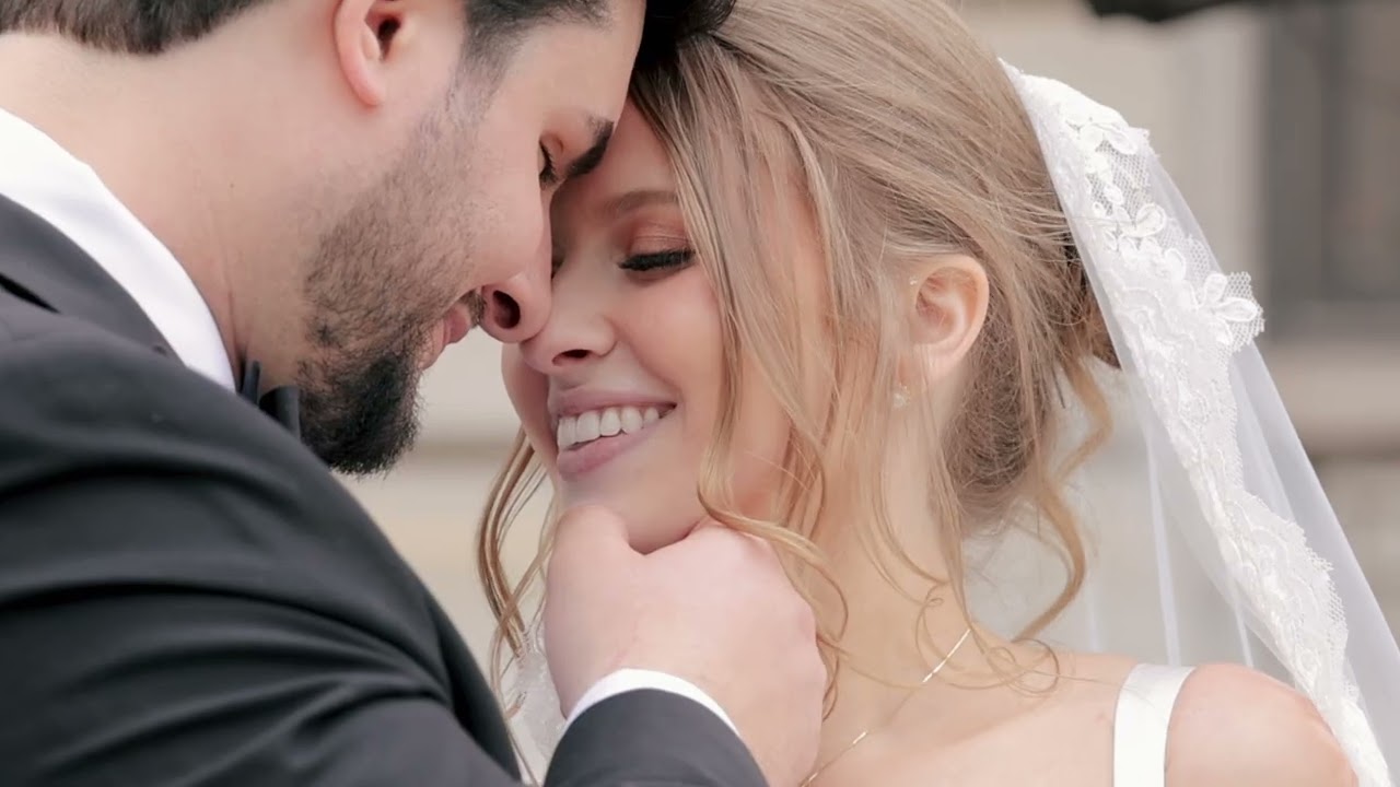 Stunning Wedding at the Old Courthouse in Cleveland | Sirpilla Soirees Planning | Leah & Anthony