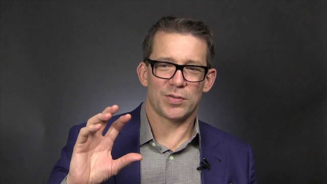 Rob Thomas: Veronica Mars, A Hero With Flaws