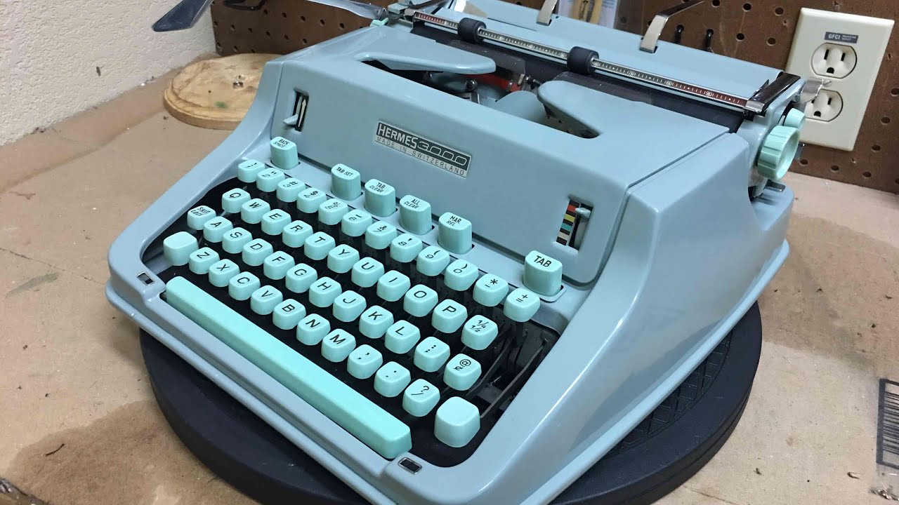 TypewriterMinutes - Typewriter Review:  1966 Hermes 3000