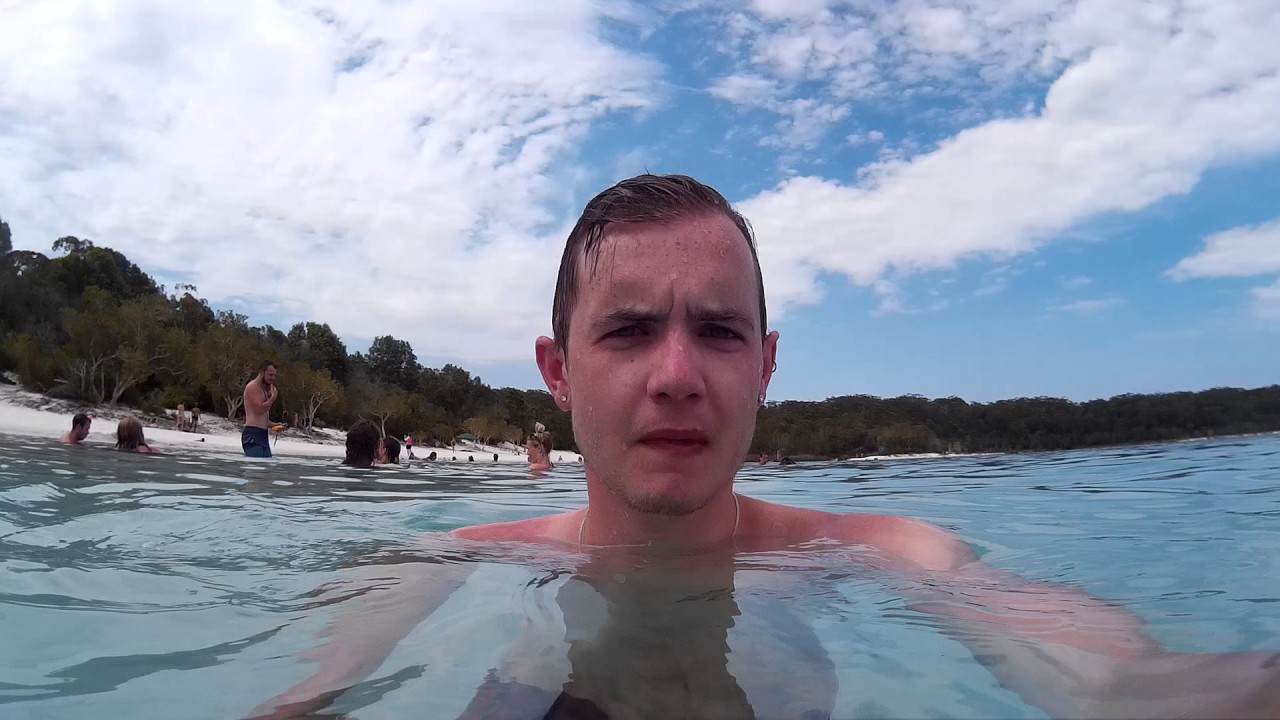A Look at Lake Mckenzie