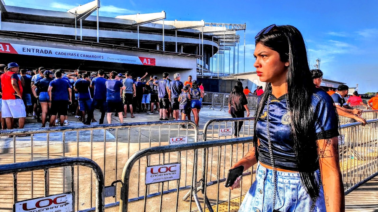 POR QUE A TORCIDA AZULINA É PÉ QUENTE | Mangueirão, Belém, Pará
