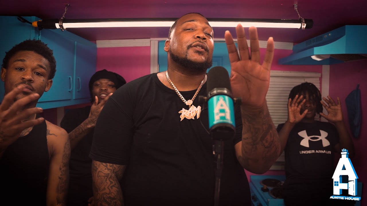 Rambo Ice - Activities | Auntie House Performance 🎙️